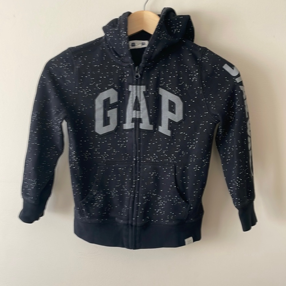 GAP Star Wars Galaxy Hoodie  size S (6-7)